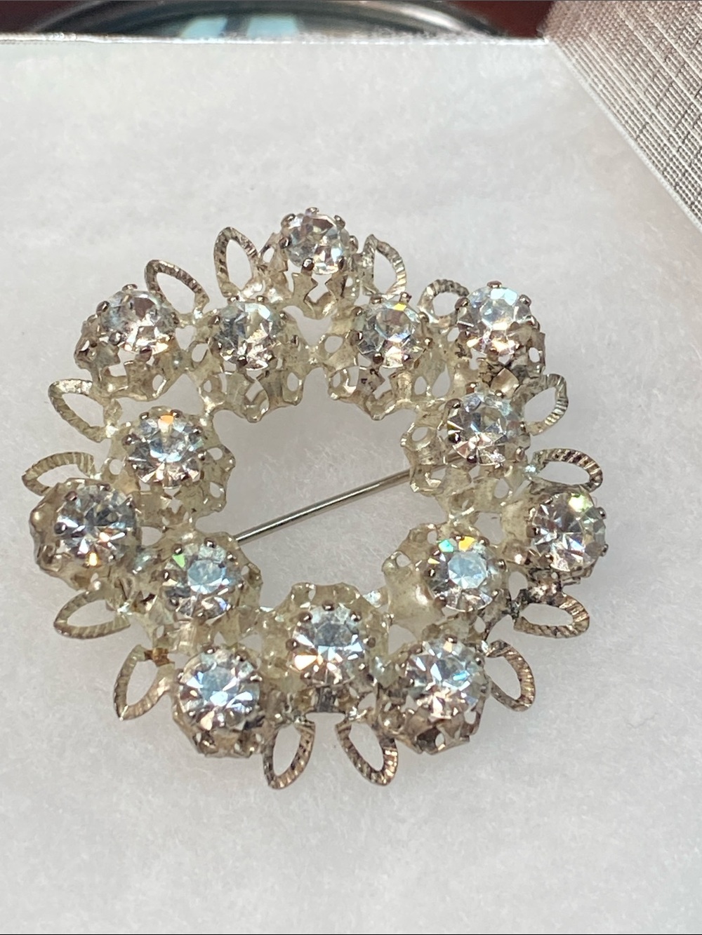 Vintage Silver Tone Rhinstone Pin Brooch